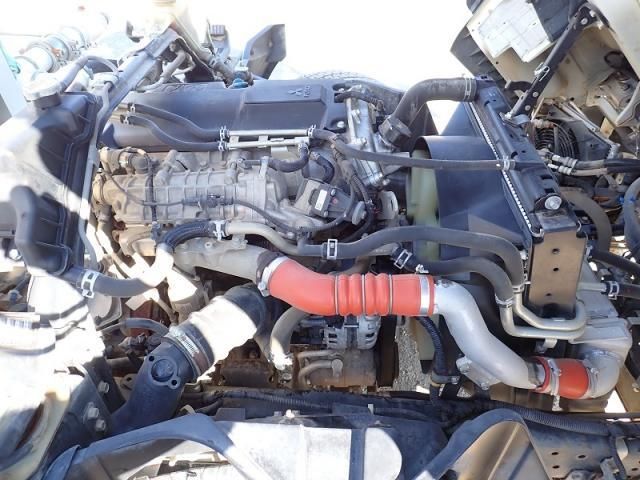 MITSUBISHI CANTER 2018 Image 31