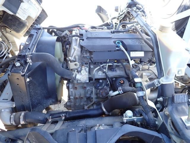 MITSUBISHI CANTER 2018 Image 31