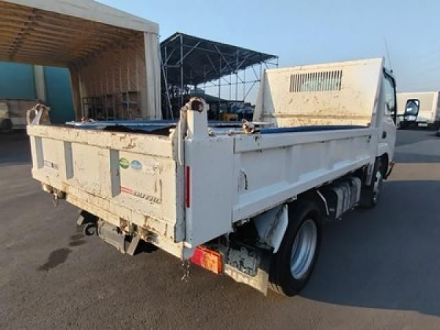 HINO DUTRO 2019 Image 31