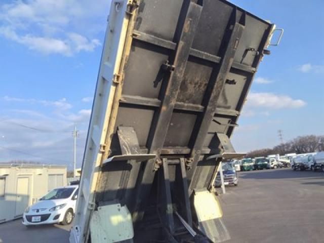 HINO DUTRO 2019 Image 31