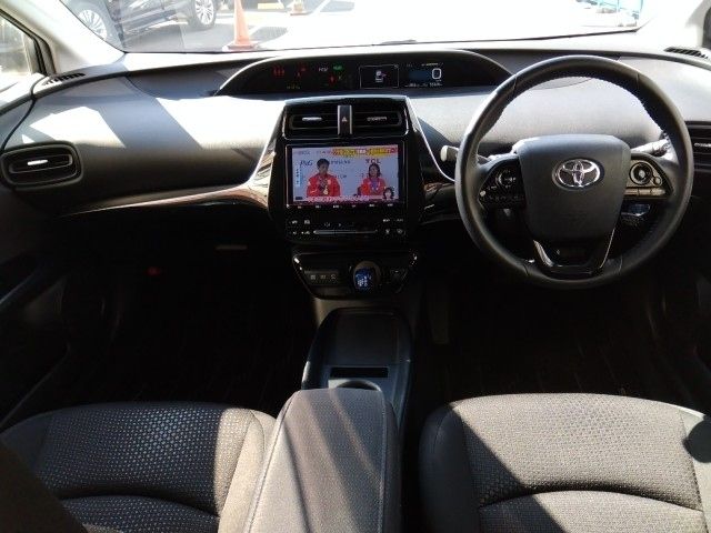 TOYOTA PRIUS 2021 Image 31