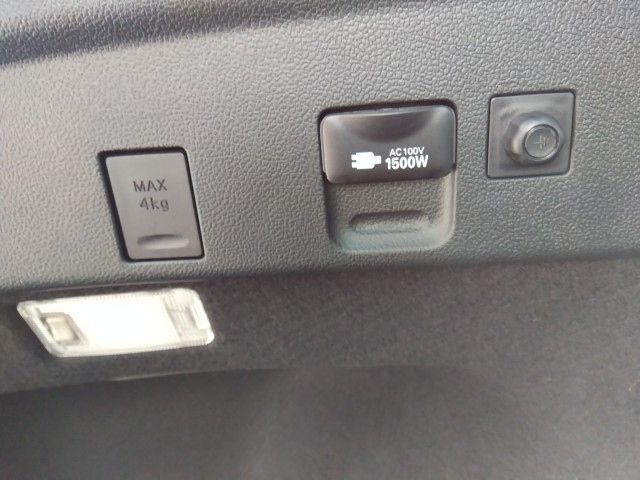 TOYOTA PRIUS 2021 Image 31