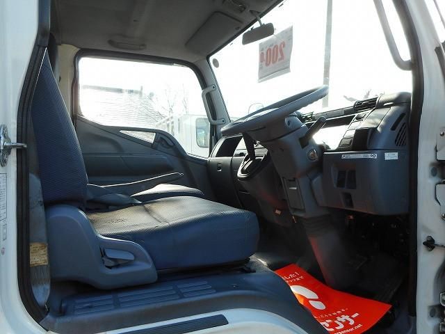MITSUBISHI CANTER GUTS 2008 Image 31