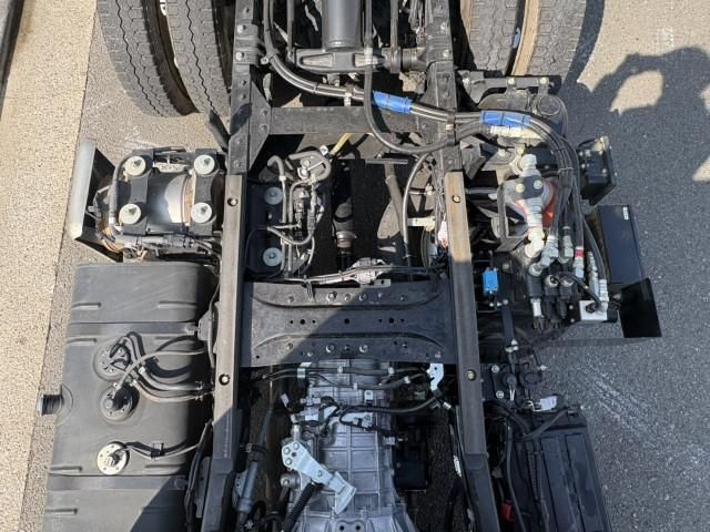 HINO DUTRO 2022 Image 31