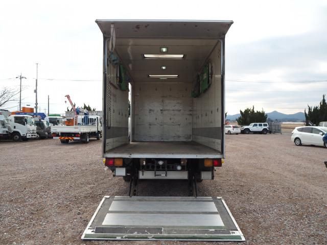 ISUZU FORWARD 2004 Image 31