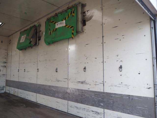 ISUZU FORWARD 2004 Image 31