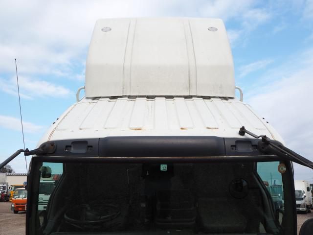 ISUZU FORWARD 2004 Image 31