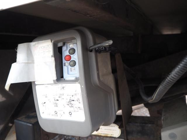 ISUZU FORWARD 2004 Image 31