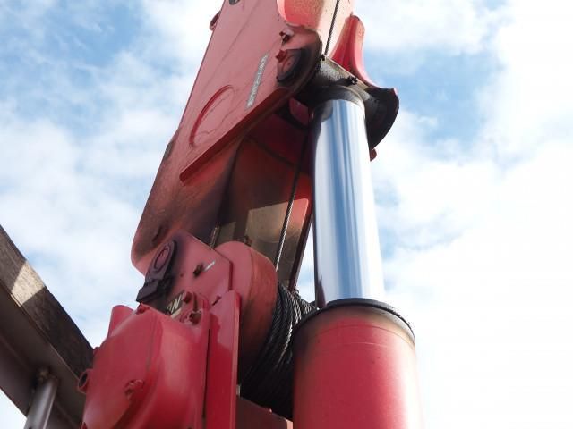 NISSAN DIESEL QUON 2012 Image 31