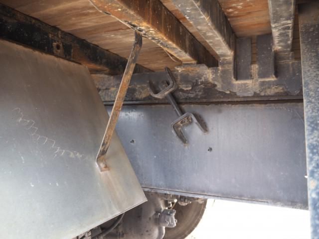 NISSAN DIESEL QUON 2012 Image 31