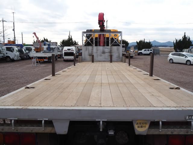 NISSAN DIESEL QUON 2012 Image 31