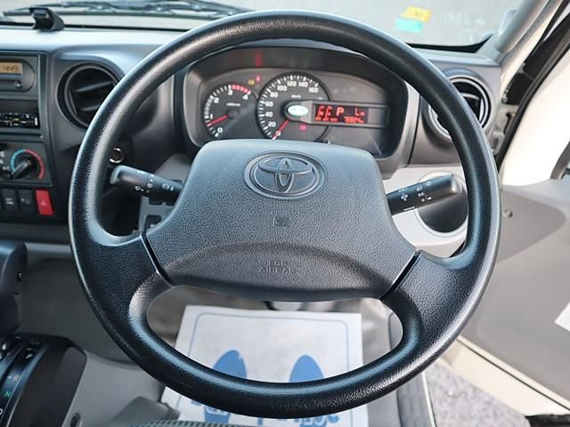 TOYOTA DYNA 2018 Image 31