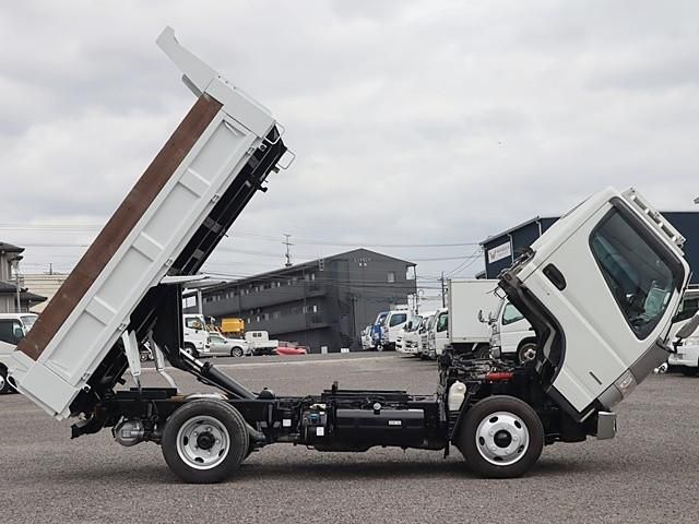 MITSUBISHI CANTER 2020 Image 31