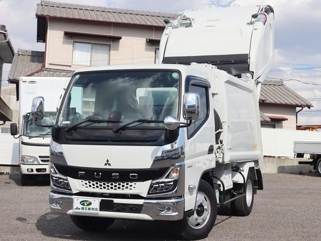 MITSUBISHI CANTER 2025 Image 31