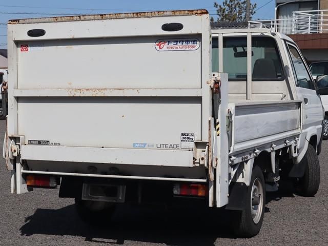 TOYOTA LITEACE TRUCK 2WD 2005 Image 31