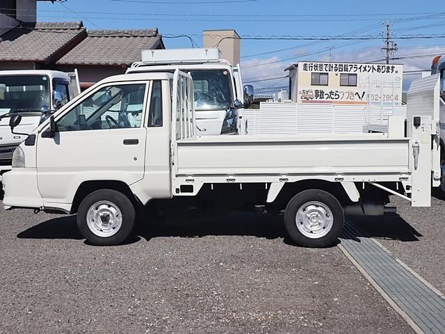 TOYOTA LITEACE TRUCK 2WD 2005 Image 31