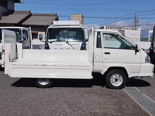 TOYOTA LITEACE TRUCK 2WD 2005 Image 31