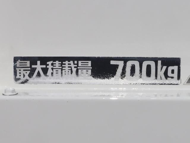 TOYOTA LITEACE TRUCK 2WD 2005 Image 31