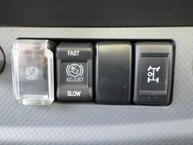 ISUZU FORWARD 2018 Image 31