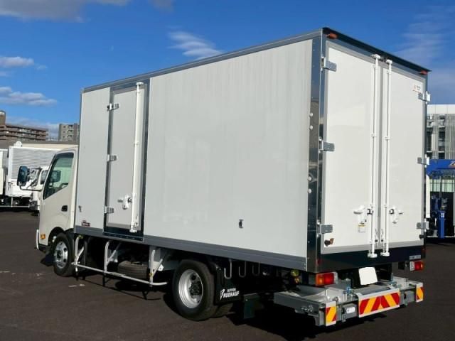 HINO DUTRO 2025 Image 31