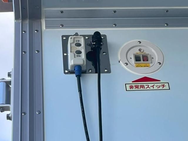 HINO DUTRO 2025 Image 31