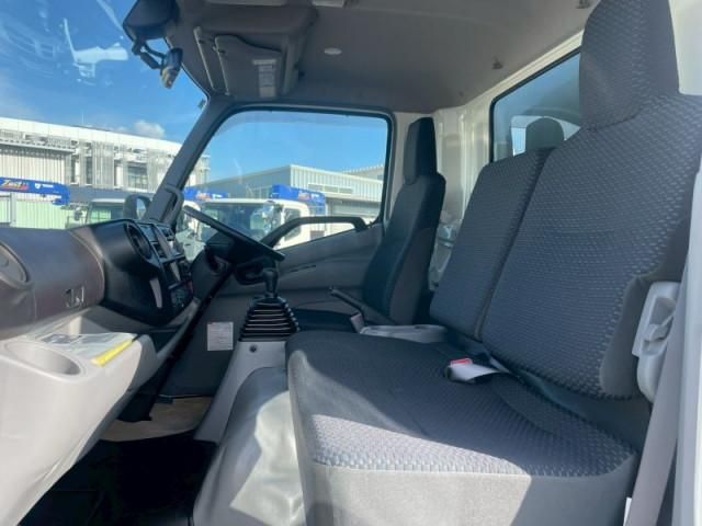 HINO DUTRO 2025 Image 31