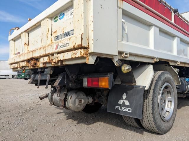 MITSUBISHI CANTER 2019 Image 31