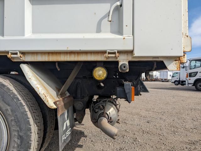 MITSUBISHI CANTER 2019 Image 31