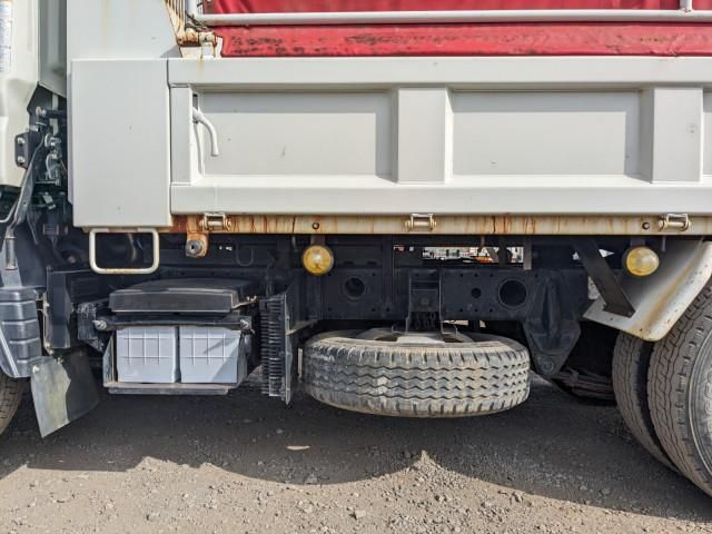 MITSUBISHI CANTER 2019 Image 31