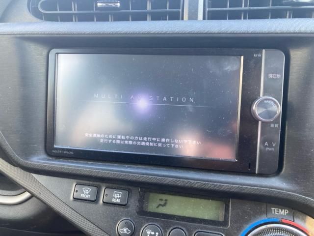 TOYOTA AQUA 2013 Image 31