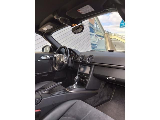 PORSCHE BOXSTER 2011 Image 31