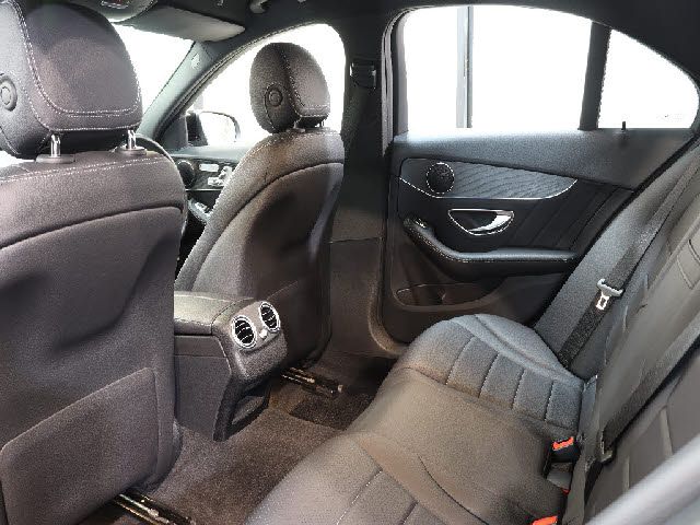 MERCEDES BENZ C CLAS 2019 Image 31