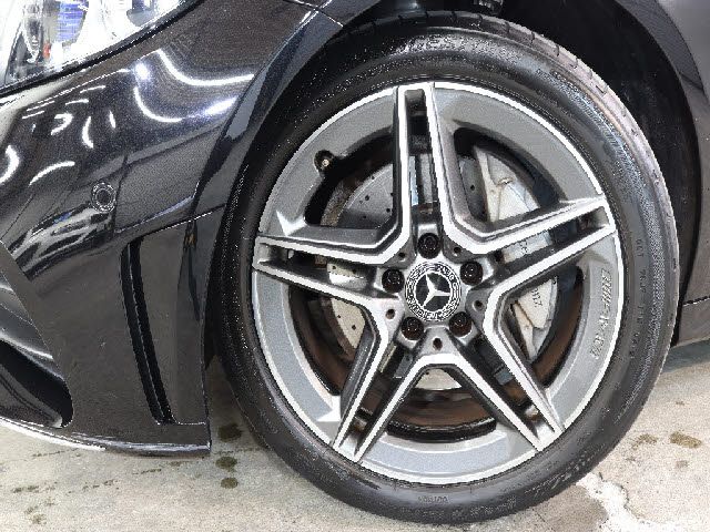 MERCEDES BENZ C CLAS 2019 Image 31