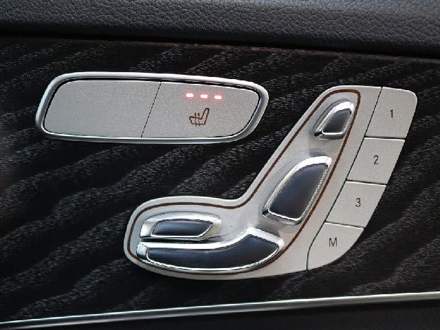 MERCEDES BENZ C CLAS 2019 Image 31