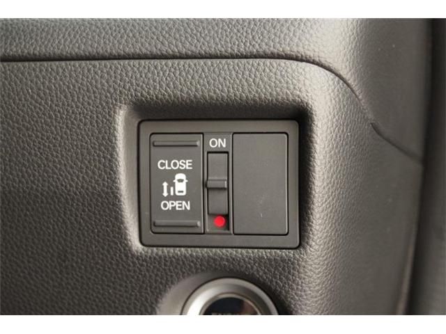 HONDA N BOX CUSTOM 2022 Image 31