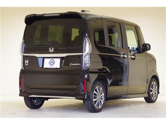HONDA N BOX CUSTOM 2022 Image 31