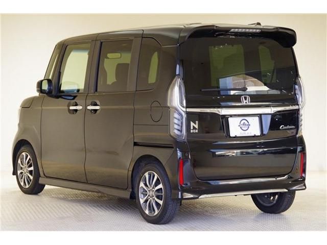 HONDA N BOX CUSTOM 2022 Image 31