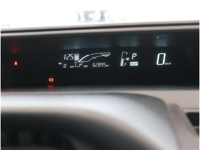 TOYOTA AQUA 2015 Image 31