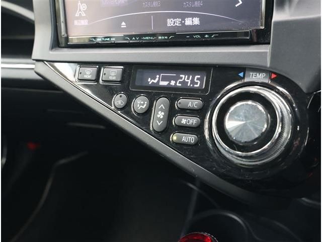 TOYOTA AQUA 2015 Image 31