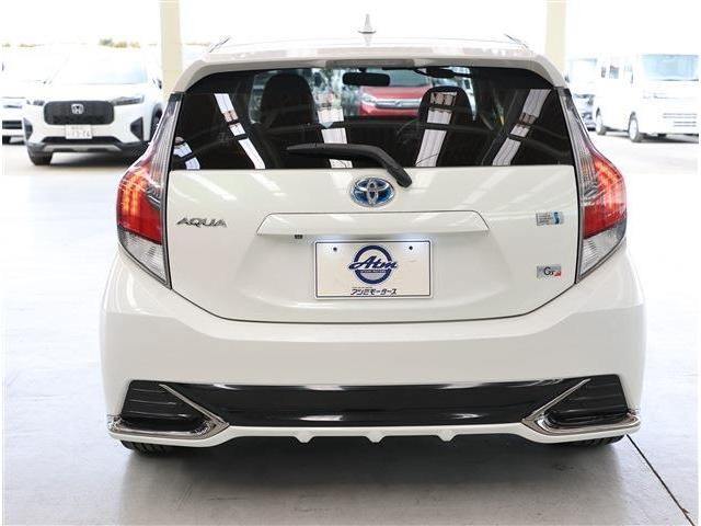 TOYOTA AQUA 2015 Image 31