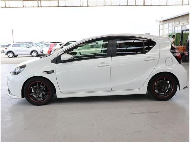 TOYOTA AQUA 2015 Image 31