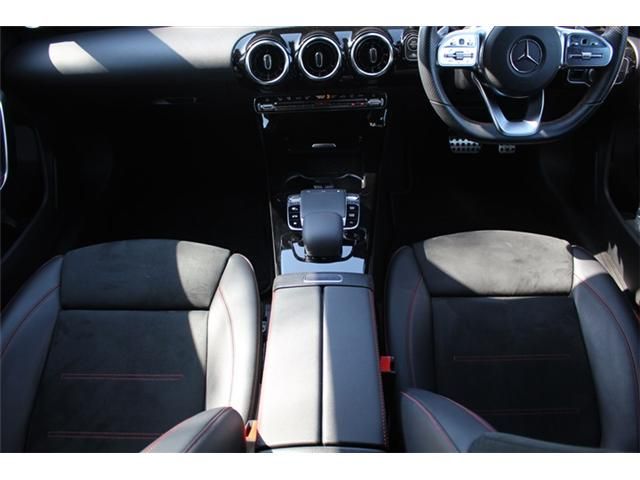 MERCEDES BENZ A CLAS 2018 Image 31