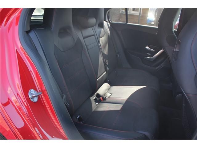 MERCEDES BENZ A CLAS 2018 Image 31