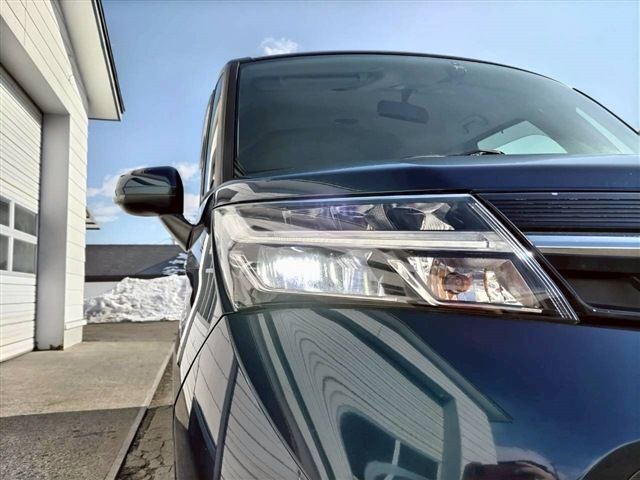 TOYOTA TANK 4WD 2017 Image 31