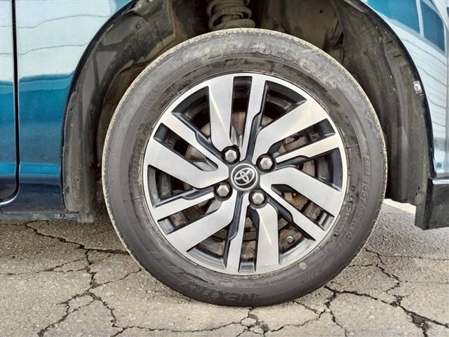 TOYOTA TANK 4WD 2017 Image 31