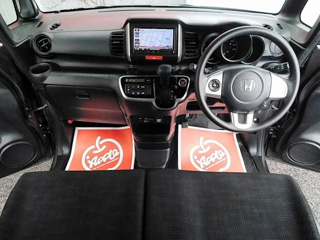 HONDA N BOX 2017 Image 31