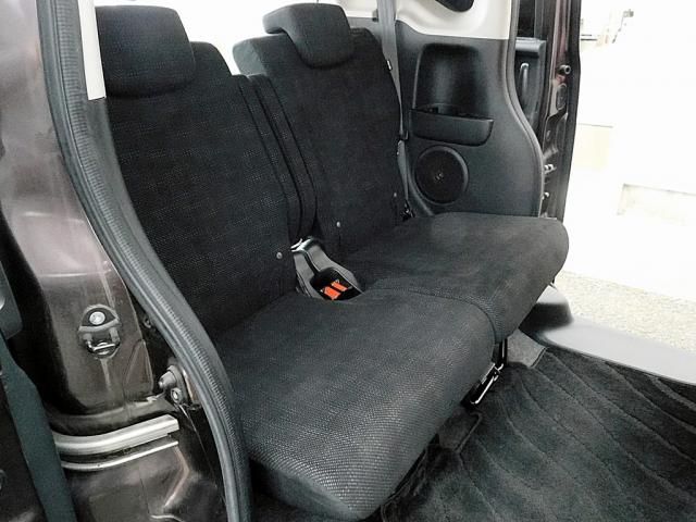 HONDA N BOX 2017 Image 31