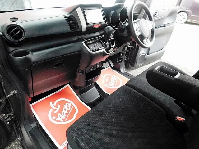 HONDA N BOX 2017 Image 31