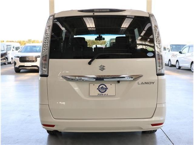 SUZUKI LANDY 2015 Image 31