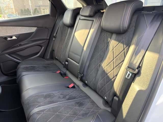 PEUGEOT 3008 2018 Image 31